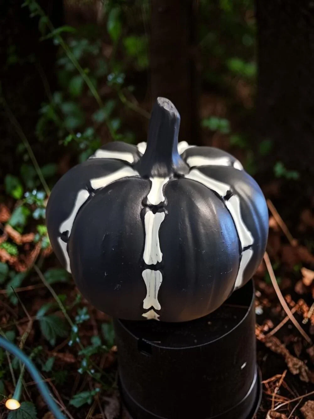 Spooky Pumpkin Décor – Black Skeleton‑Style Pumpkin – Halloween Tabletop